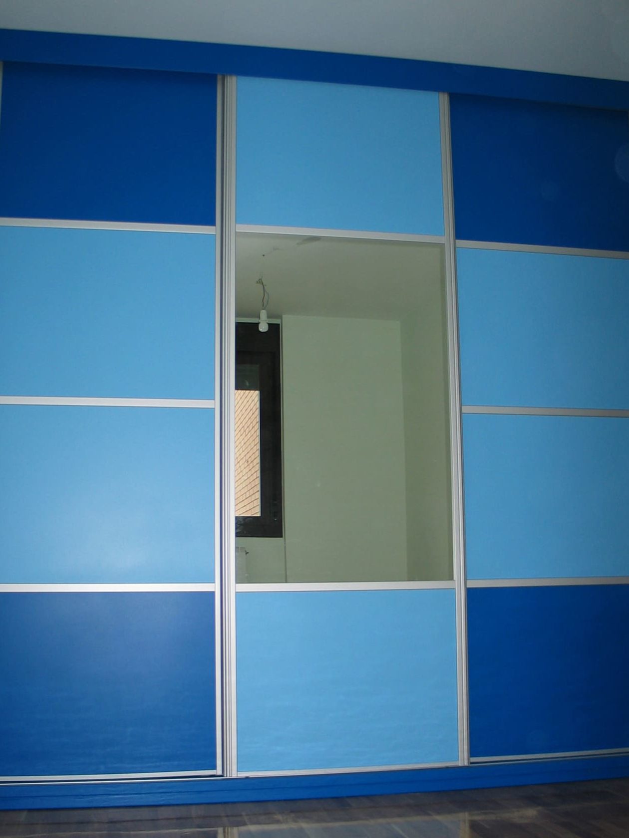 Armarios juveniles de puertas correderas
