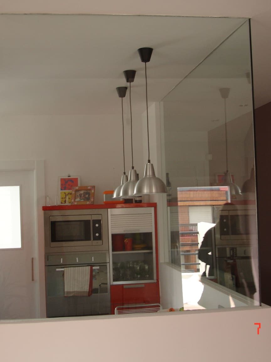 Cubos de cristal y madera