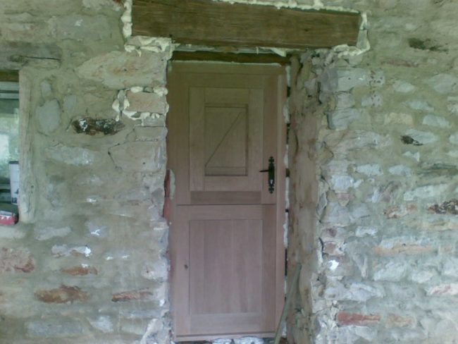 Puertas exteriores rústicas